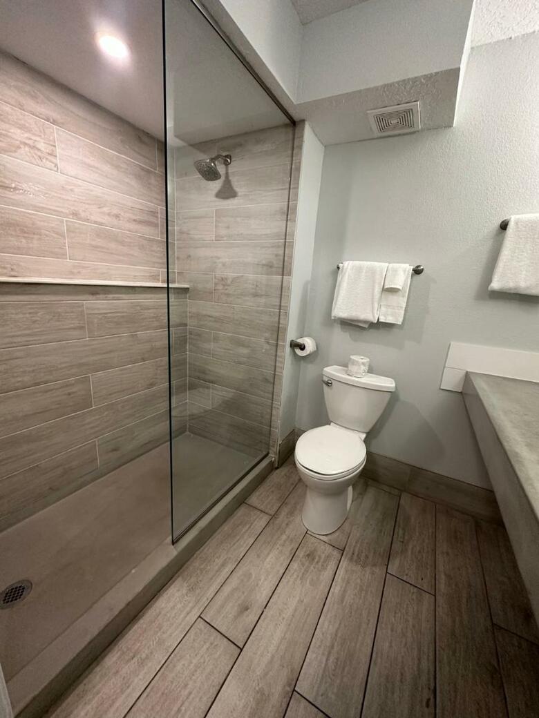 Hotel Tahitian Inn & Spa Tampa