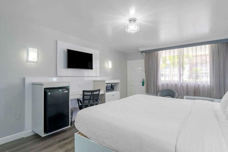 Hotel Clarion Inn Tampa - Brandon