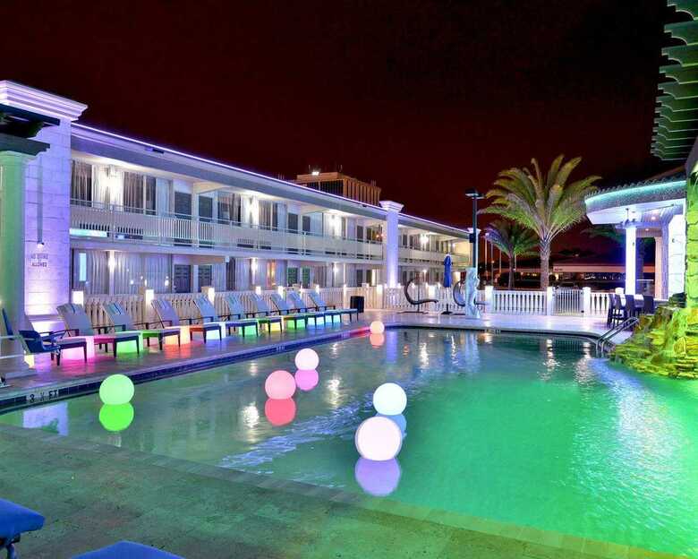 Hotel Clarion Inn Tampa - Brandon