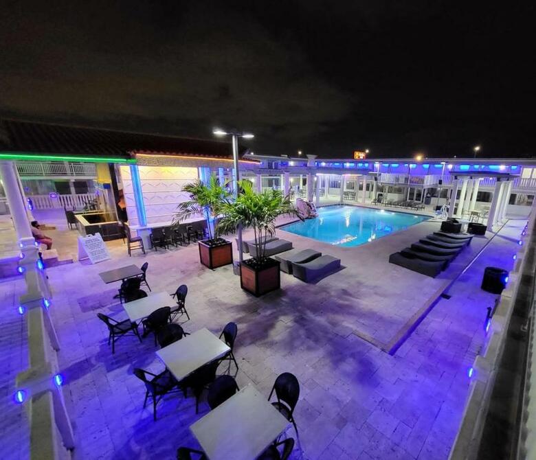 Hotel Clarion Inn Tampa - Brandon