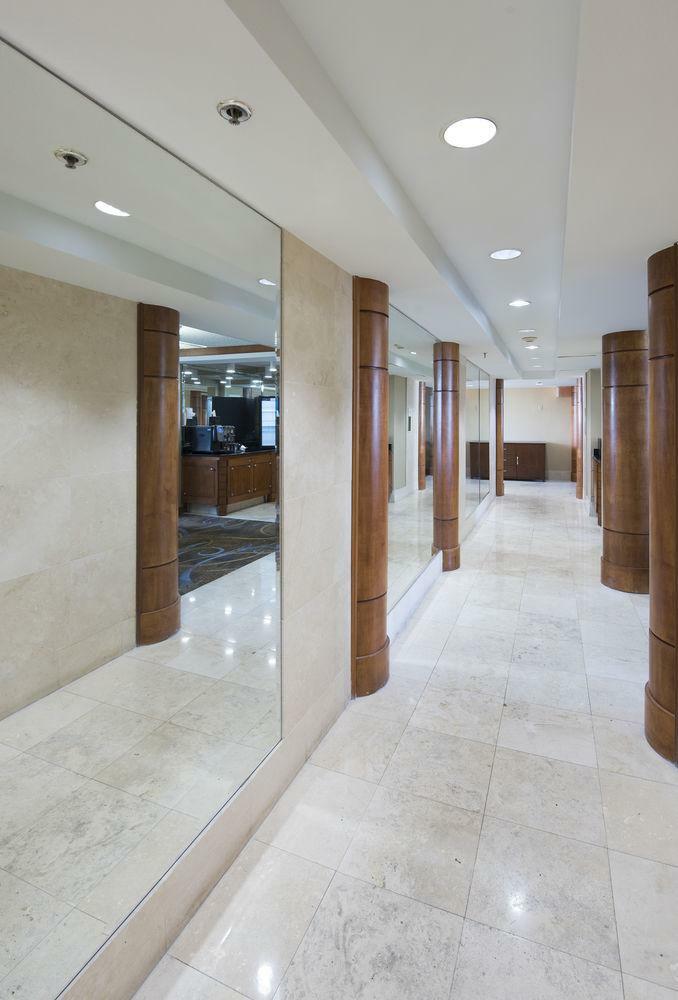 Doubletree By Hilton Hotel Tampa Airport-westshore