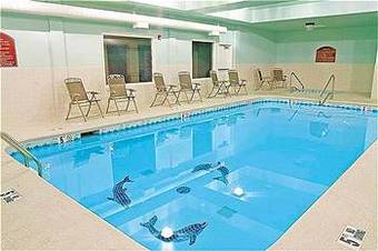 Holiday Inn Express Hotel & Suites Commerce-tanger Outlets