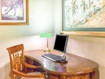 Hotel Maui Oceanfront Days Inn