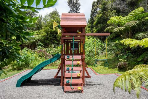 Alas Del Kealoha By Hawaii Volcano Vacations