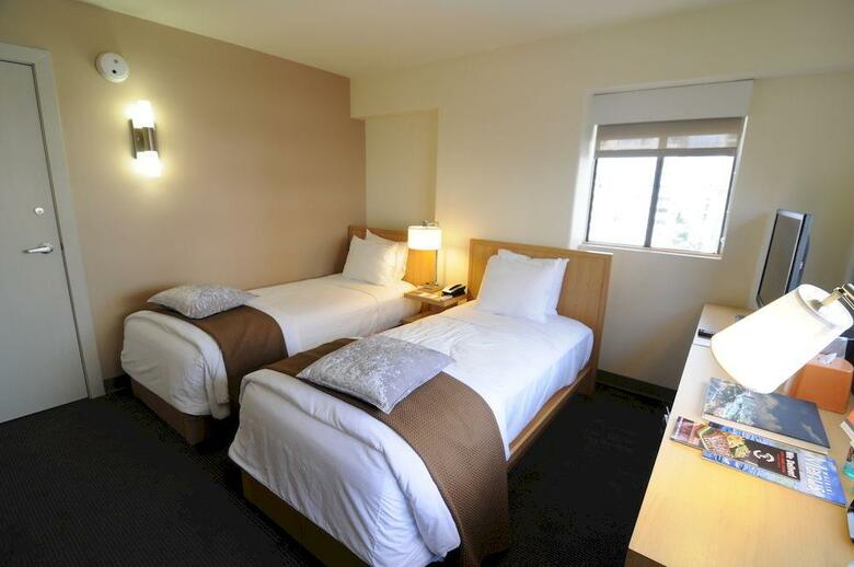Vive Hotel Waikiki