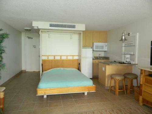 Hotel Kahana Beach Vacation Club