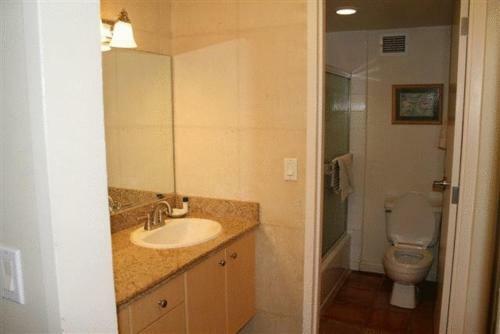 Hotel Kahana Beach Vacation Club