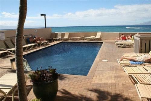Hotel Kahana Beach Vacation Club