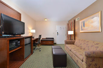 Hotel Comfort Suites Chicago - Oakbrook Terrace