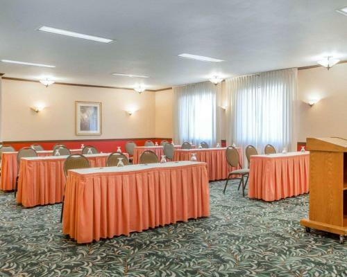 Hotel Clarion Inn South Holland