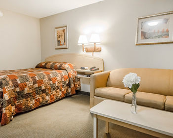 Suburban Extended Stay Hotel Clarksville