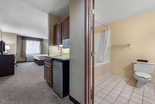 Hotel Quality Inn & Suites Lebanon I-65