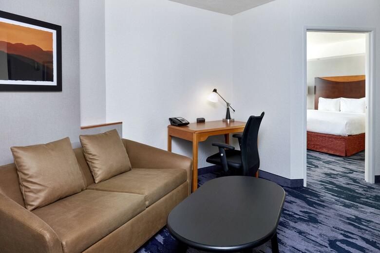 Hotel Fairfield Inn Suites Indianapolis Downtown