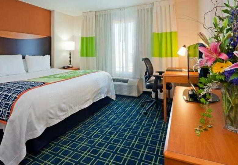 Hotel Fairfield Inn Suites Indianapolis Downtown