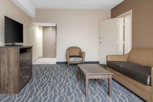 Hotel Quality Inn And Conference Center Richmond