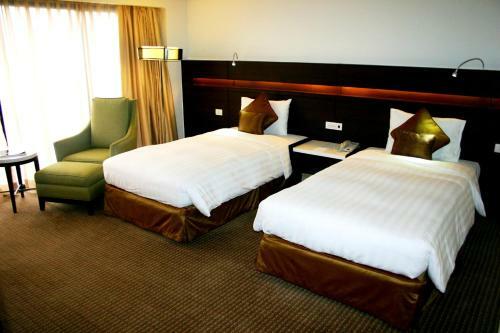 Hotel The Century Park
