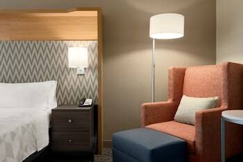 Holiday Inn Hotel & Suites Council Bluffs