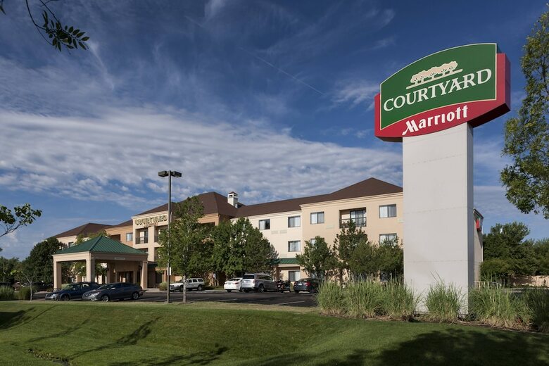 Hotel Courtyard By Marriott Wichita East