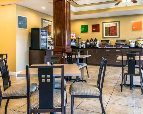 Hotel Comfort Inn And Suites Franklin