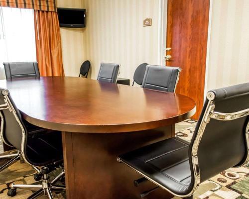 Hotel Comfort Inn And Suites Franklin