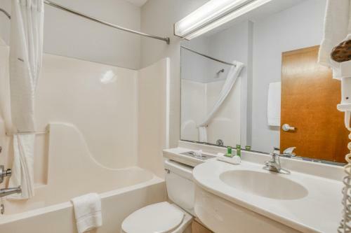 Hotel Microtel Inn And Suites