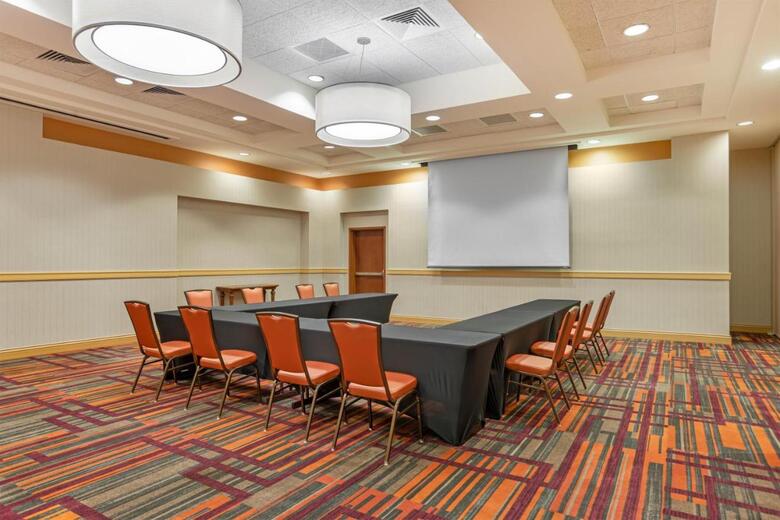 Hotel Drury Inn And Suites Baton Rouge