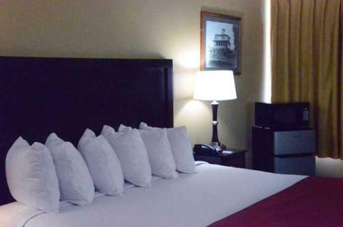 Hotel Carmel Inn And Suites Thibodaux
