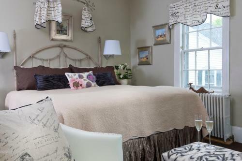 Posada Hartstone Inn & Hideaway