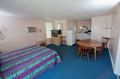 Beach Gardens Motel