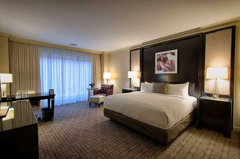 Hotel Royal Sonesta Harbor Court Baltimore