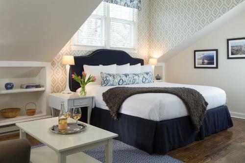 Bed & Breakfast Brass Lantern Inn