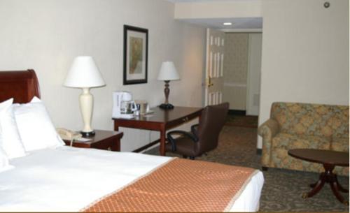 Sturbridge Host Hotel And Conference Center