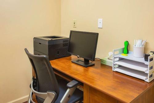 Hotel Quality Inn & Suites Holland