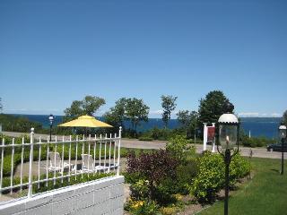 Posada Bay Inn Of Petoskey