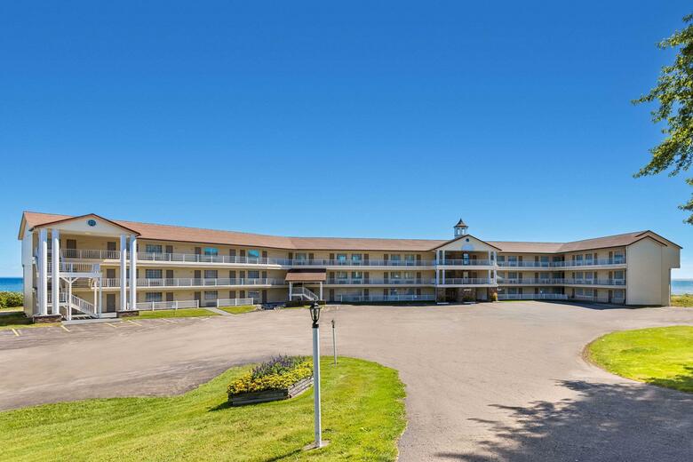 Hotel Quality Inn Lakefront