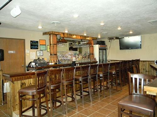 Boarders Inn & Suites By Cobblestone Hotels - Munising