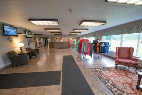 Boarders Inn & Suites By Cobblestone Hotels - Munising