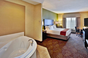 Holiday Inn Express Hotel & Suites Woodhaven