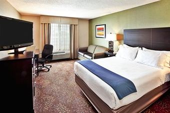 Holiday Inn Express Hotel & Suites Woodhaven