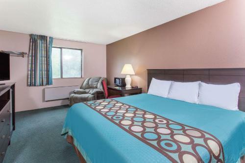 Hotel Super 8 By Wyndham Austin Mn