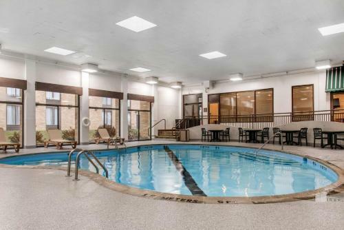 Hotel Comfort Inn Airport Bloomington