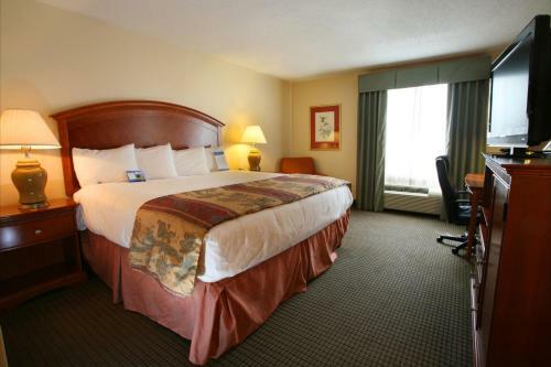 Hotel Baymont By Wyndham Hattiesburg
