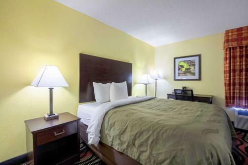 Hotel Econo Lodge Holly Springs