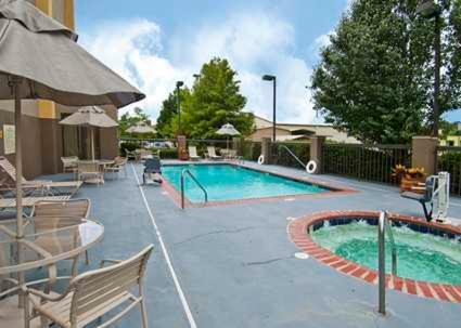 Posada Hampton Inn Jackson Pearl Intrntl Airport