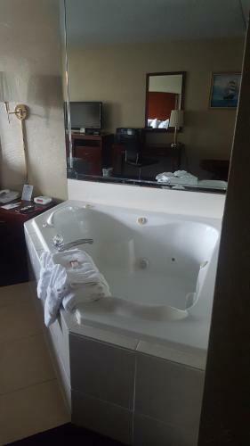 Hotel Days Inn Shepherd Of The Hills