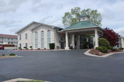Hotel Days Inn Shepherd Of The Hills