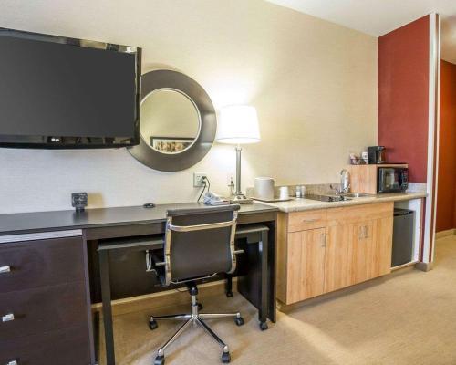 Hotel Comfort Suites Airport Helena
