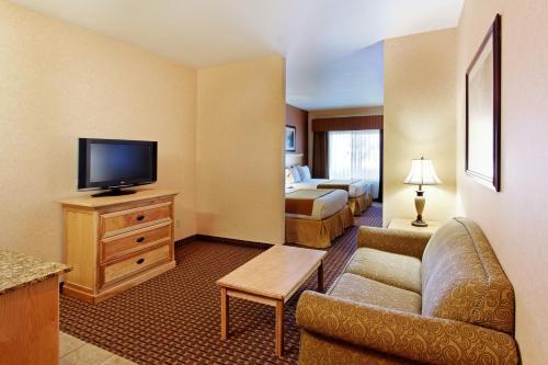 Holiday Inn Express Hotel & Suites Kalispell