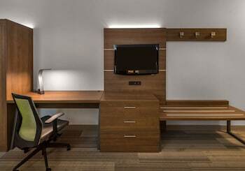 Holiday Inn Express Hotel & Suites Carson City