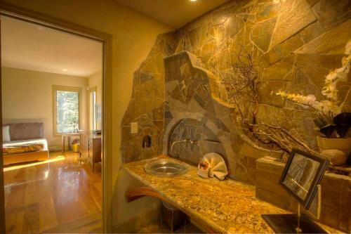 Tyner Way Holiday Home